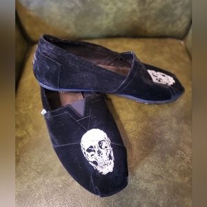 Limited Edition TOMs - Velvet Skull - Rock & Roll - Punk Rock - Men's size 11